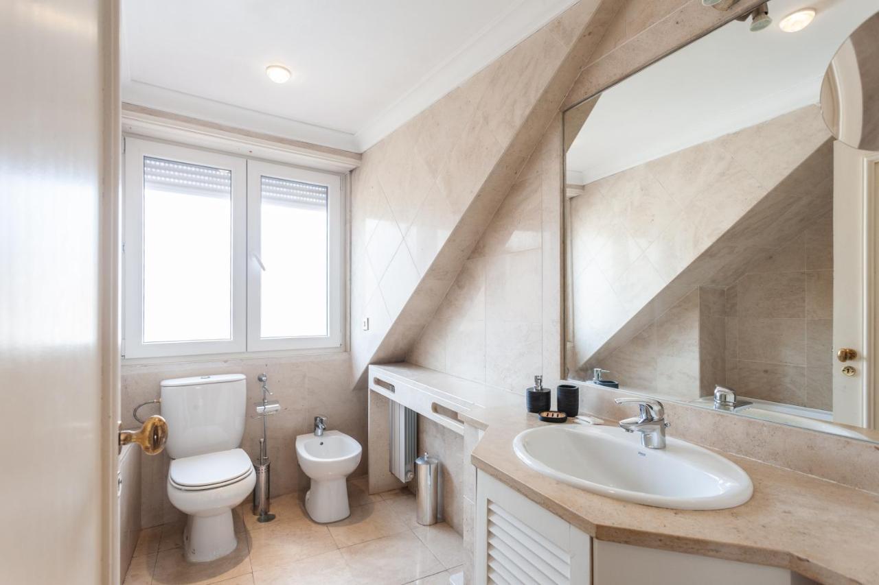Flh Chic Chiado Exotic Spacious Residence Lisboa Extérieur photo